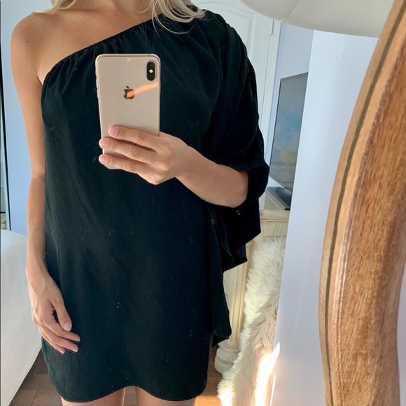 GUESS by Marciano Single Sleeve Goddess Dress - Picture 4 of 8